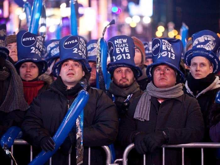 Everything You Need To Know If You're Taking Public Transit In NYC On New Year's Eve