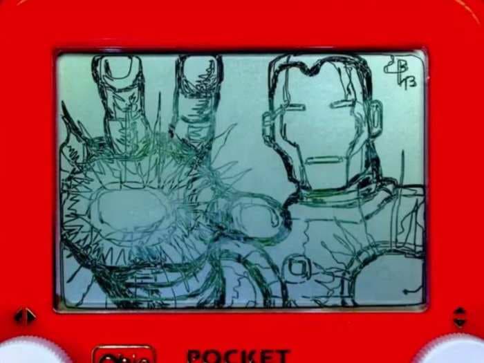This man drew incredible images of Marvel superheroes on an Etch A Sketch