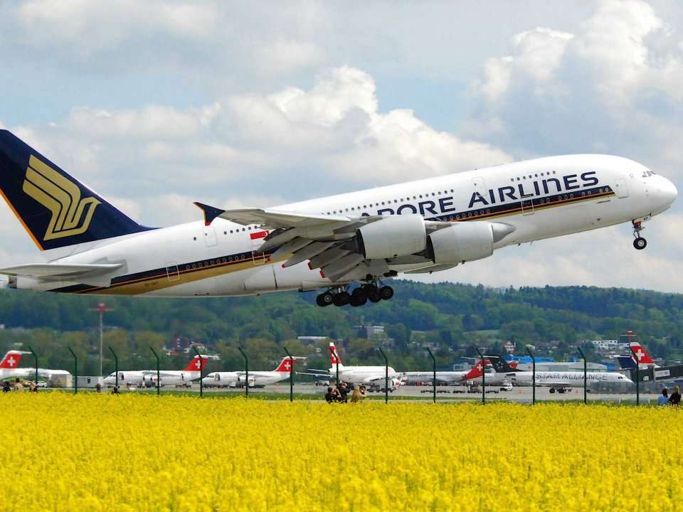 These are the 10 safest airlines  in the world - Businessinsider India