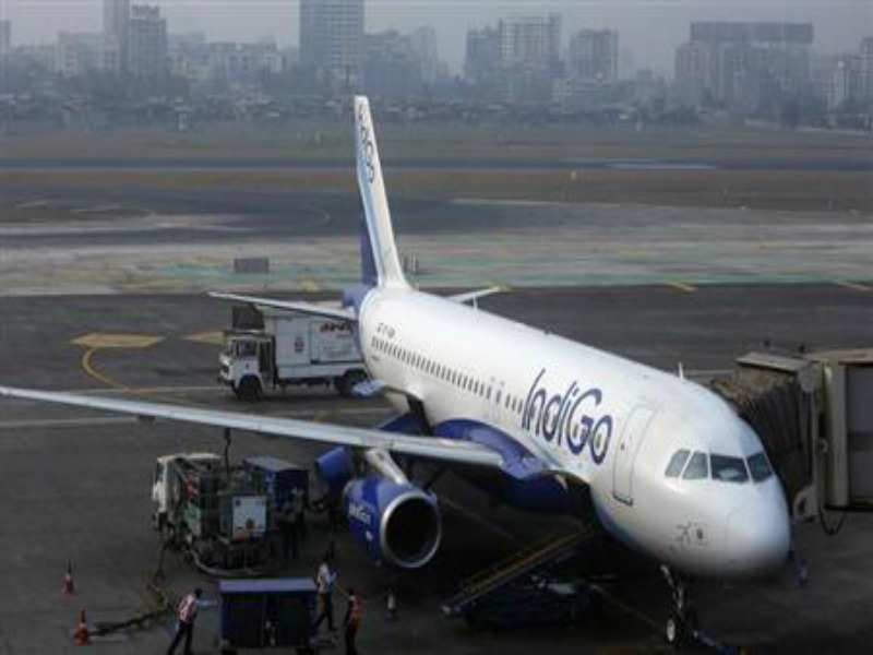 IndiGo seeks takeoff and  landing slots at Mumbai airport - Economic Times