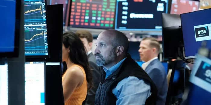 US stocks fall as Dow sheds nearly 350 points after Fitch credit-rating downgrade