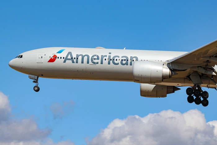 People flying on American Airlines say they want flight attendants to shut up about the carrier's credit card deals and stop the mid-flight advertising spiels