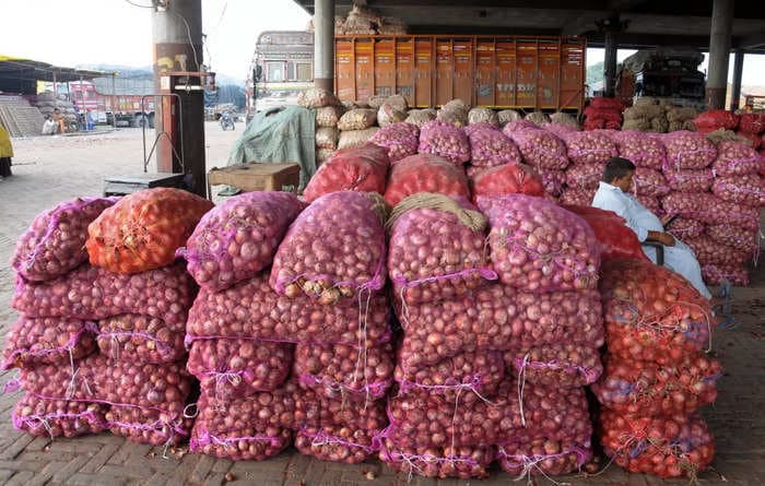 Onion traders in Nashik district go on indefinite strike over export duty; govt orders strict action
