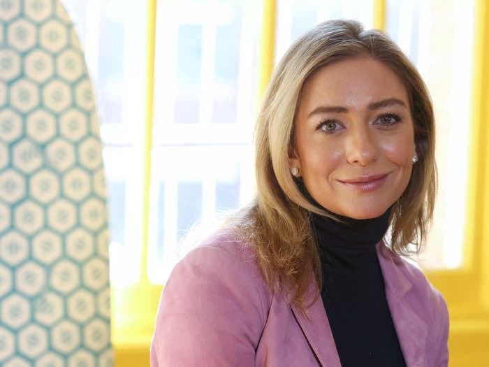 Bumble founder Whitney Wolfe Herd's daily routine: 5:15 a.m wake-ups and dialing into meetings after dropping her son off at school 