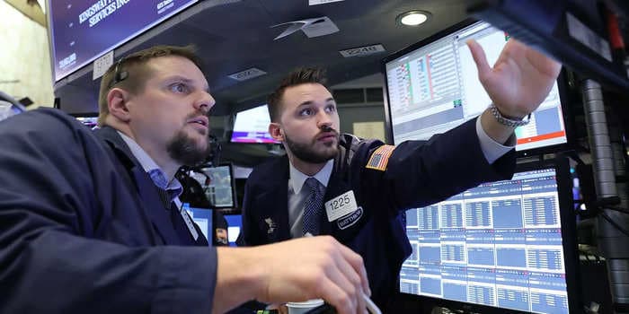 US stocks edge higher as investors brace for the final Fed decision of the year
