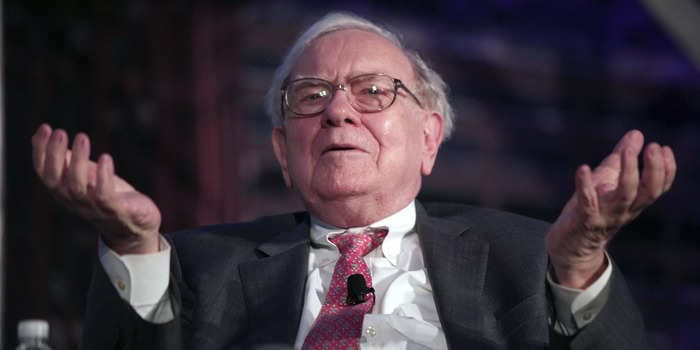 Warren Buffett's cash mountain grows to record $168 billion as Berkshire Hathaway struggles to find bargains