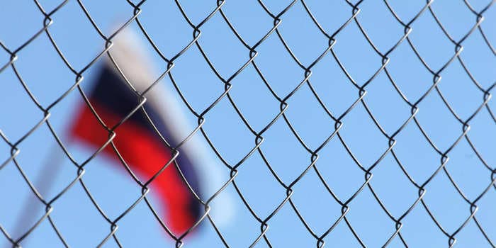 US sanctions push a key Turkish oil terminal to halt Russian imports