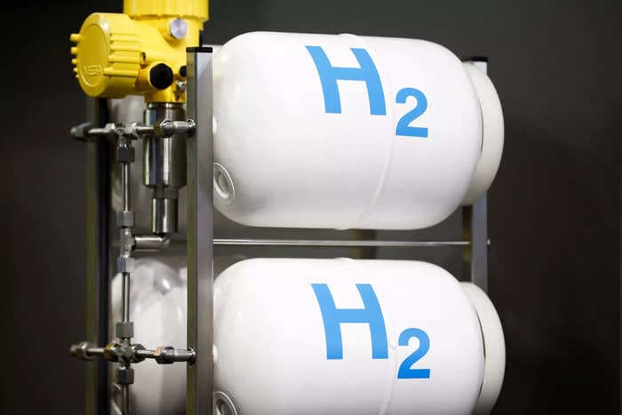 Vast reserves of clean hydrogen fuel could be hiding beneath our feet