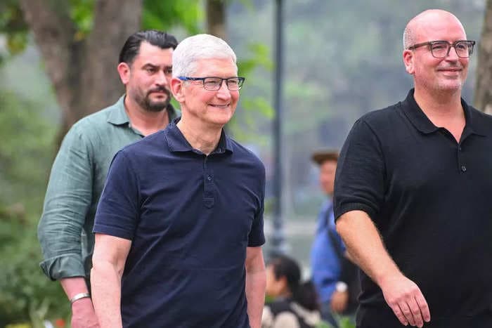 Tim Cook has arrived in Vietnam for a two-day trip, as Apple boosts ties with its key manufacturing hub 
