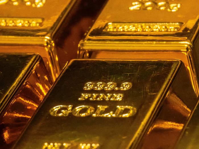 Escalation in Middle East crisis could fuel international gold prices to USD 2,500