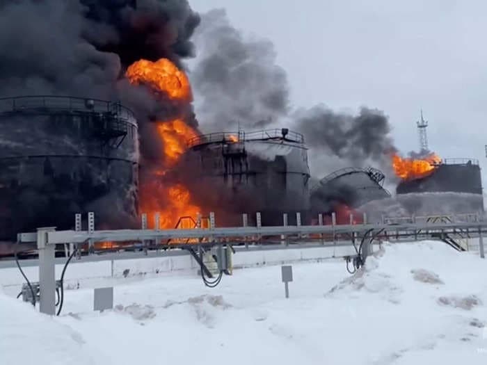 Ukrainian attacks on Russian oil refineries may be proving the Biden administration wrong, experts say      
