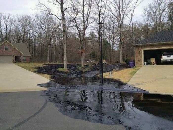 Exxon Oil Spill In Arkansas Has Left Crude Lining The Streets
