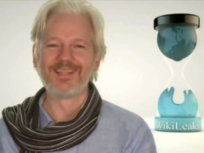 Julian Assange Gave A Very Peculiar Response When He Was Asked About 'Getting Snowden Out Of The US'