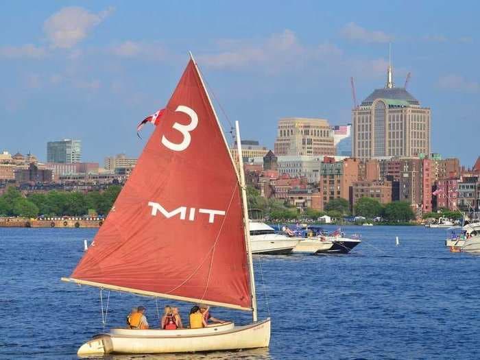 MIT Apologizes After Falsely Telling Applicants They Were Accepted
