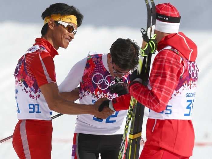 Gold Medalist Waits At The Finish Line For 28 Minutes To Shake Hands With The Guy Who Came In Last