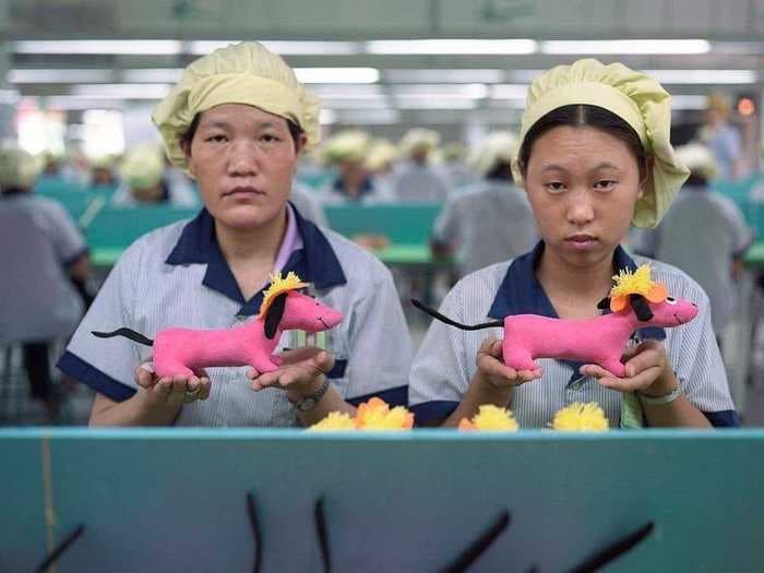 Step Inside China's Grueling Toy Factories [PHOTOS]