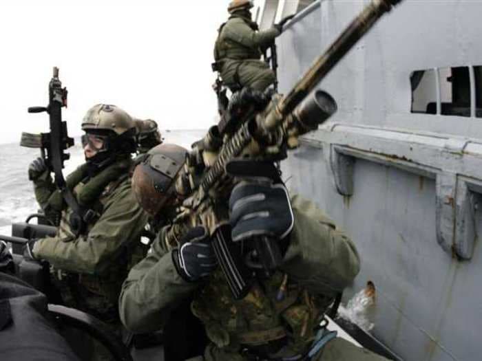US Navy SEALs Board Tanker Carrying Oil From Libya Rebel Port