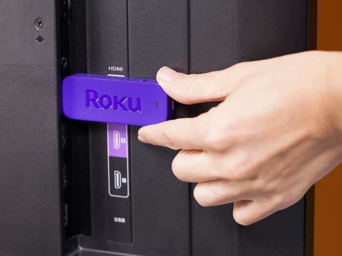 REVIEW: The New Roku Streaming Stick Is Awesome And Costs Half The Price Of The Apple TV