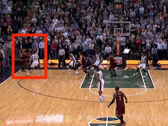 LeBron James Single-Handedly Ties Game With 6 Points In 10 Seconds, Loses On Buzzer Beater