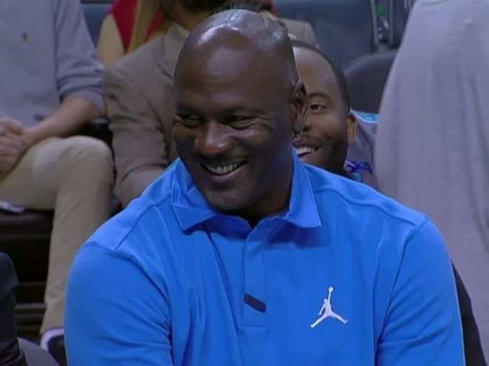 Michael Jordan Laughs At A Bulls Player Who Got Destroyed By A Crossover