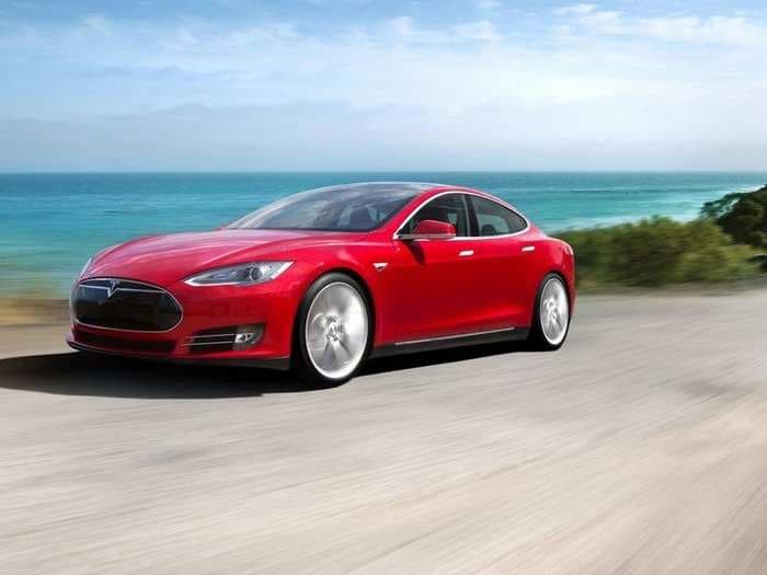Watch Tesla's New Car Absolutely Crush Last Year's Model S In A Drag Race