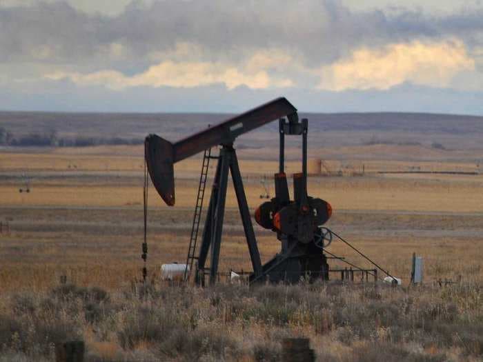Here Comes The Baker Hughes Rig Count ...