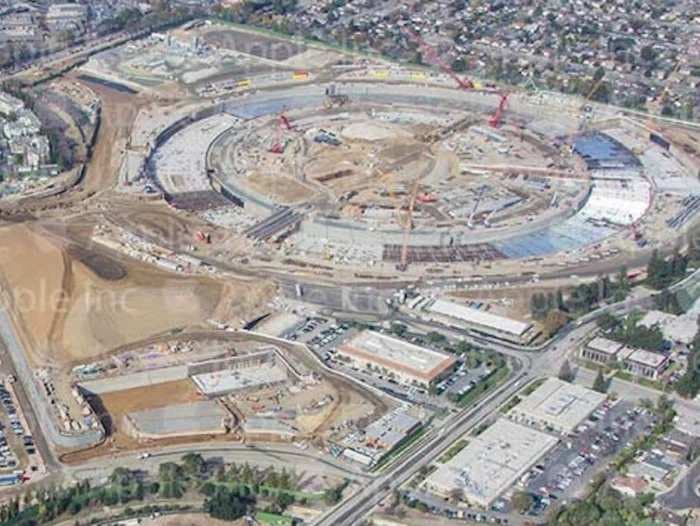 Here's A New Photo Of The Giant HQ That Apple Is Building