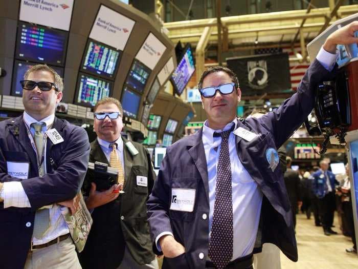 25 old school pranks that Wall Streeters used to pull on the trading floor