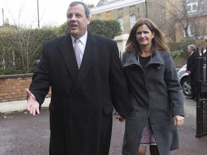 Chris Christie's wife is leaving Wall Street ahead of his likely 2016 campaign