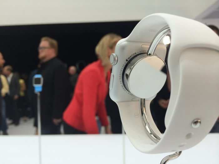 The very first Apple Watch update is here, but it's kind of a pain to install