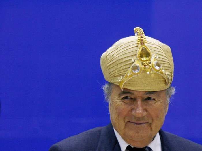 Report: FIFA President Sepp Blatter wants to un-resign