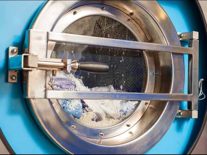 This nearly waterless washing machine could save billions of gallons of H2O every year