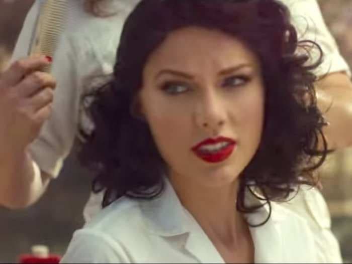 A brunette Taylor Swift gets her heart broken in 'Wildest Dreams' video during MTV VMAs