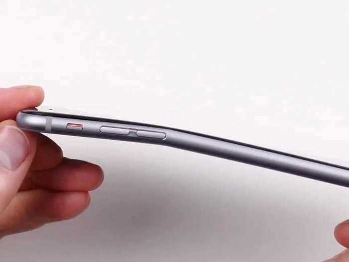 The true story behind #BendGate - Apple's biggest problem after its last iPhone release
