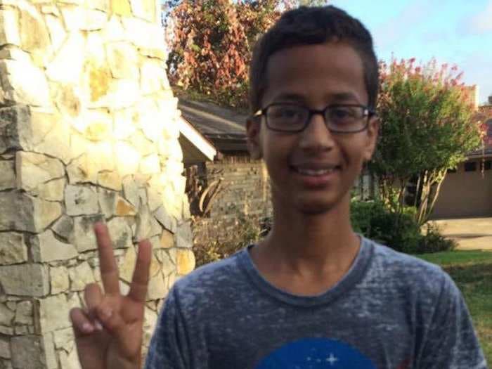 Scientists are outraged a 14-year-old student was arrested for building a clock