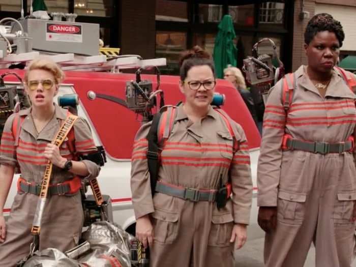 The first trailer for the new 'Ghostbusters' with Melissa McCarthy and Kristen Wiig is here - and it's full of classic gags