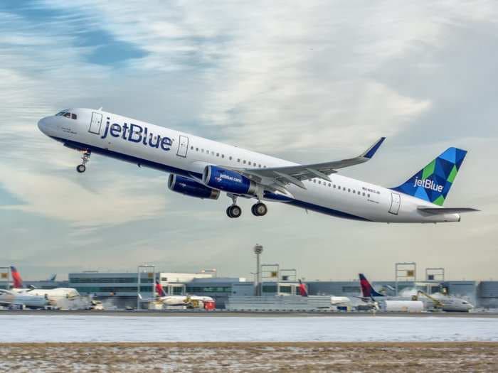 JetBlue is training new pilots - no experience needed