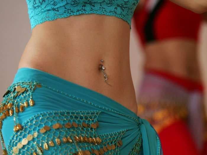 11 amazing facts about belly buttons