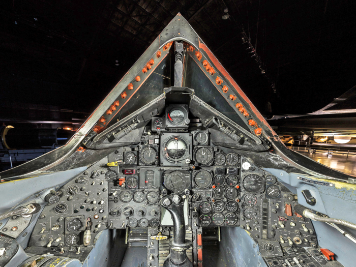 Step inside the cockpit of the legendary SR-71 Blackbird