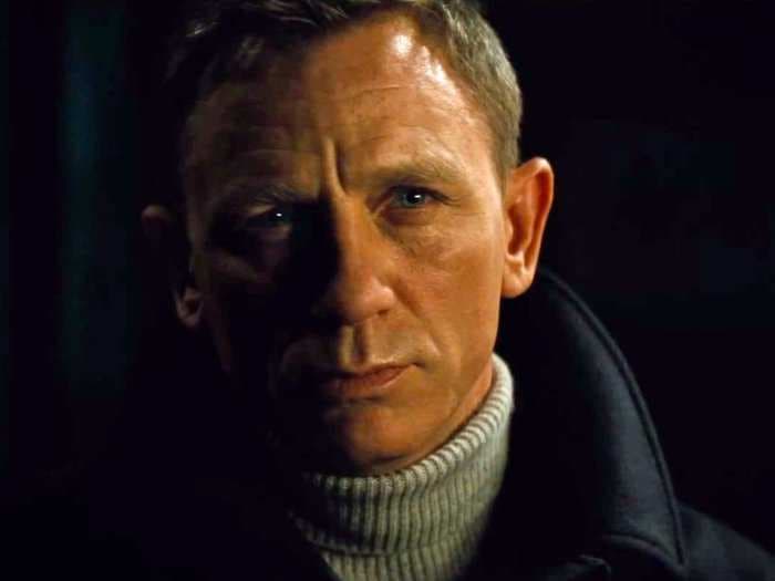 Daniel Craig explains why he said he'd rather 'slit' his wrists than play James Bond again