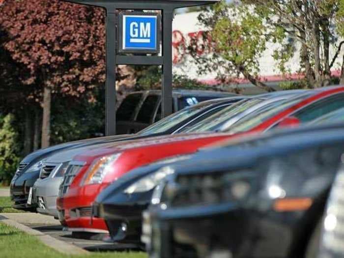 GM to lay off 2,000 workers: Report