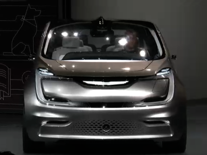 17 innovative features in Fiat Chrysler's new electric minivan concept