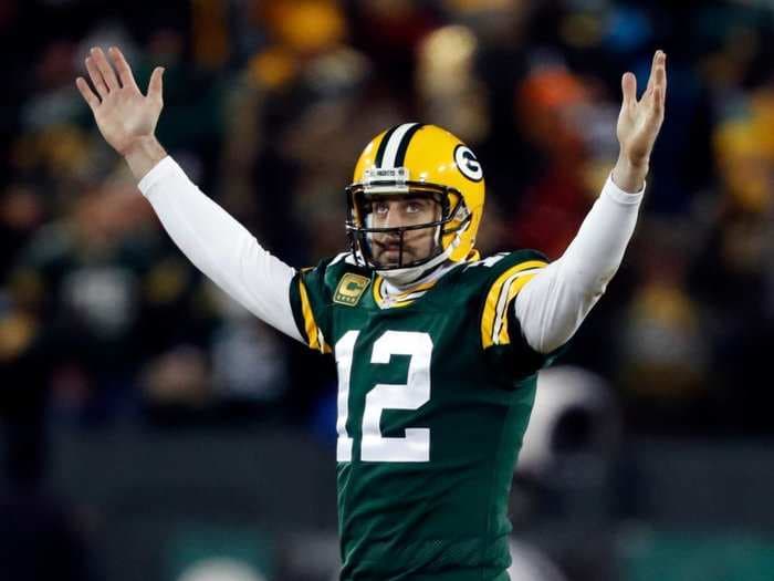 Aaron Rodgers explains how he throws the perfect Hail Mary