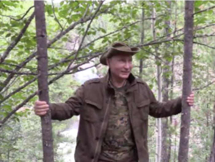 These are the best parts from the video of Vladimir Putin's vacation in Siberia