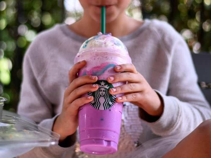 Fast-food chains like Starbucks and Taco Bell are stealing a page out of Instagram influencers' playbook