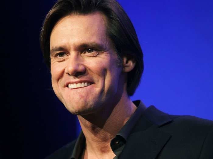 Jim Carrey goes after Sean Hannity with a drawing of him as a WWE wrestler