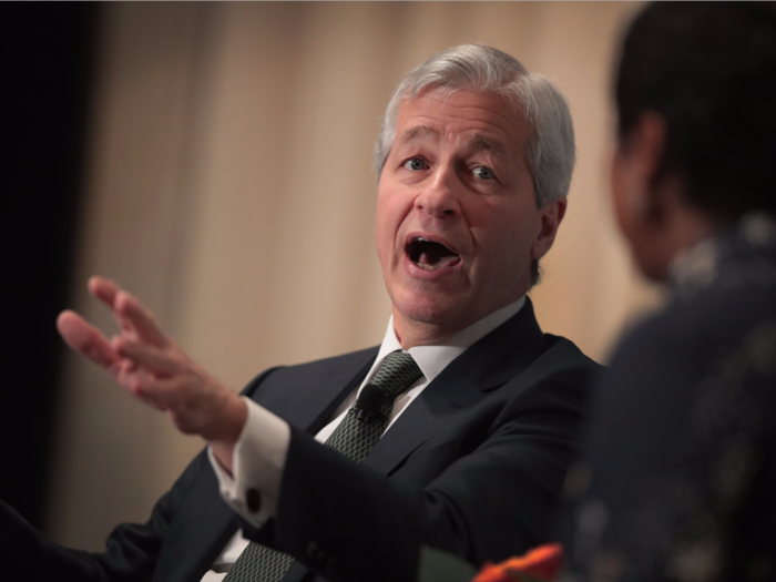 JPMorgan CEO Jamie Dimon lays out the market's worst-case scenario - and outlines 7 differences from the last financial crisis