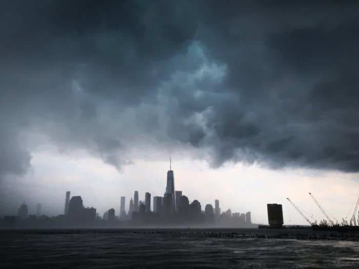 New York City's extreme heat created this stormy, apocalyptic cloudscape