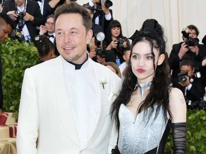Elon Musk has refollowed Grimes in the wake of a DOJ investigation, following rumors of the couple's breakup and scandal involving rapper Azealia Banks