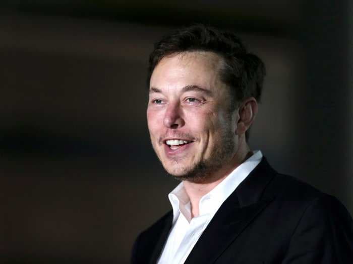 Elon Musk's $480,000 donation to Flint public schools will help provide students clean drinking water starting next year